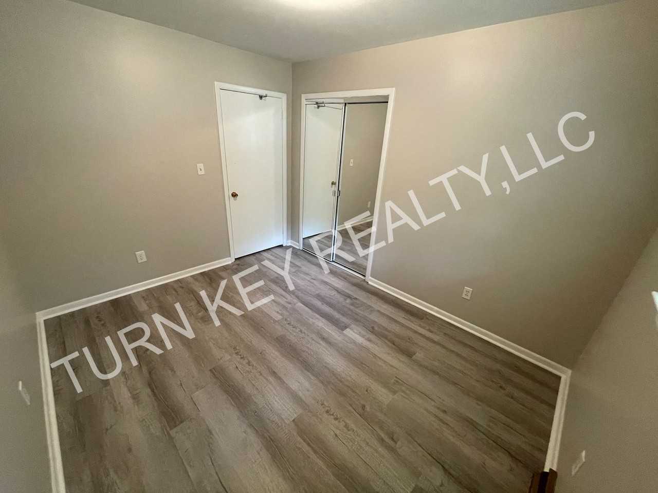 444 Harden Road - Photo 6 of 10