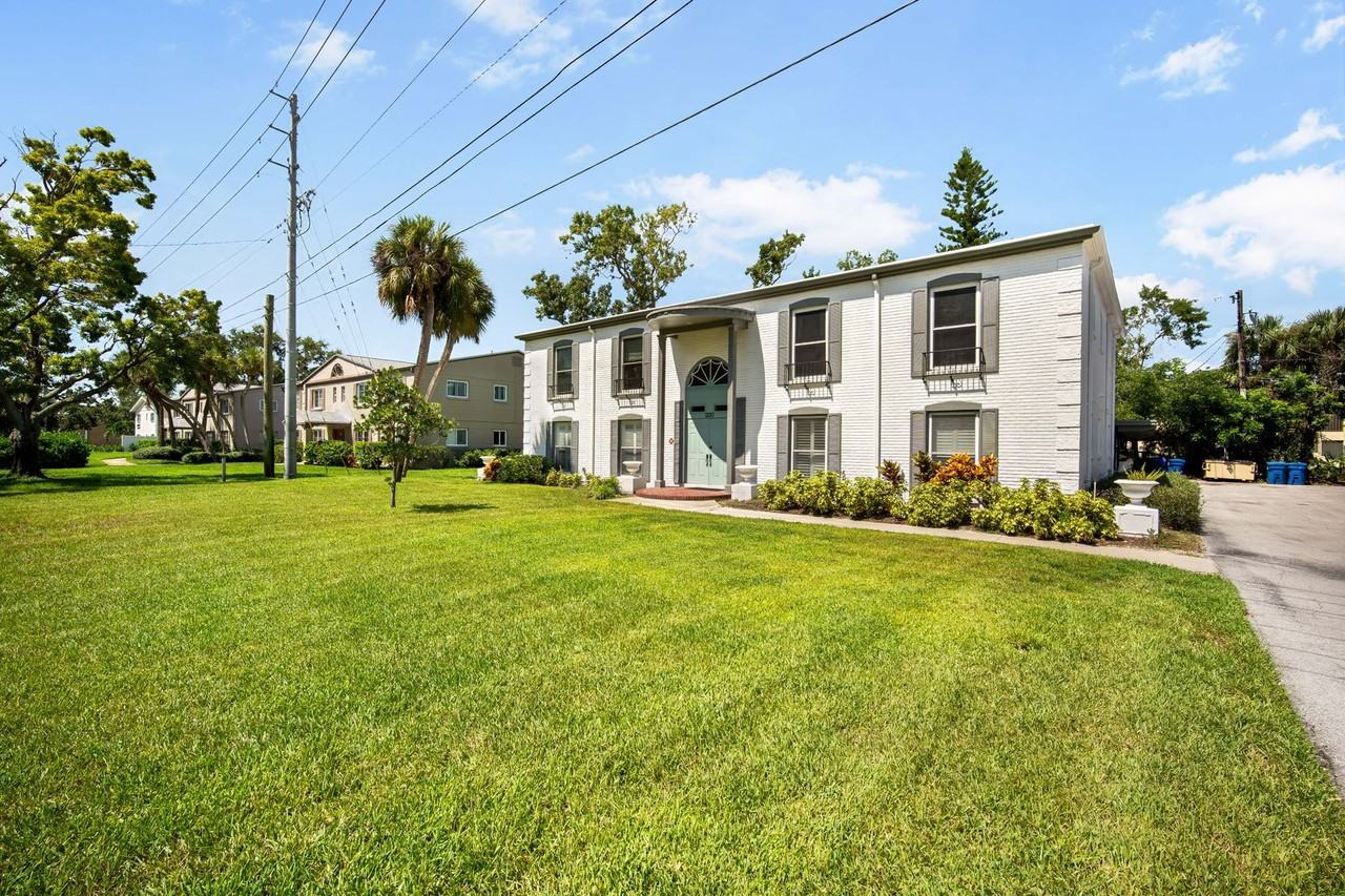 1330 Snell Isle Blvd Ne #4 - Photo 2 of 23