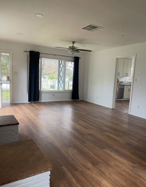 1026 Wellwood Ave - Photo 3 of 5