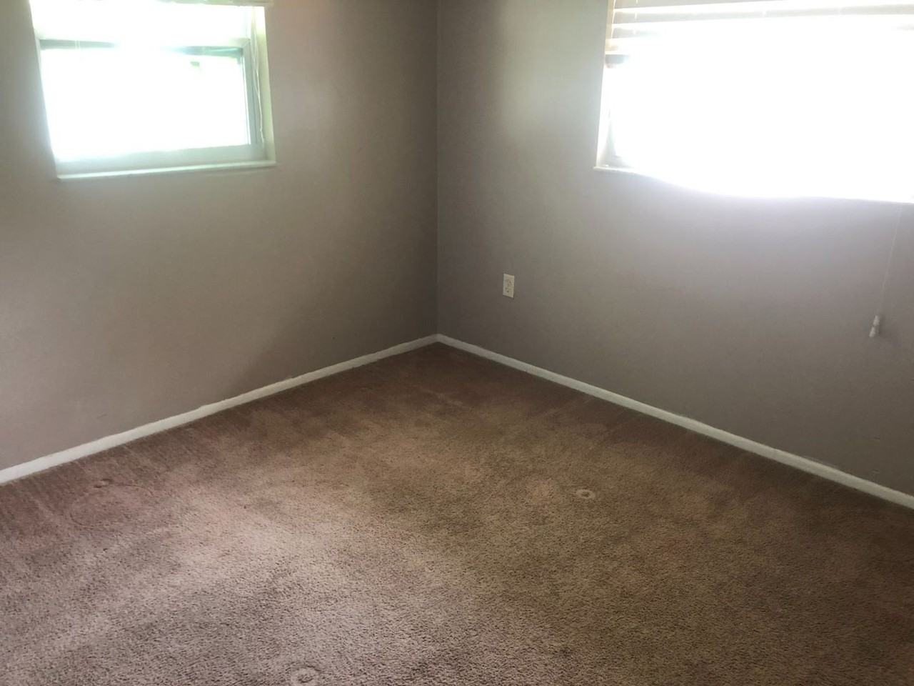 9411 Ledgestone Ln - Photo 7 of 11