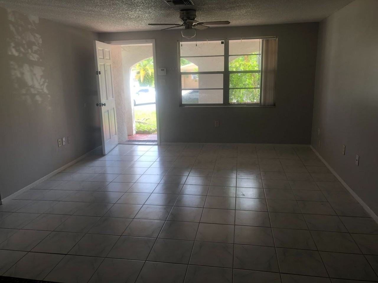 9411 Ledgestone Ln - Photo 5 of 11