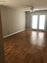 118A Lullwater Dr - Photo 1 of 1