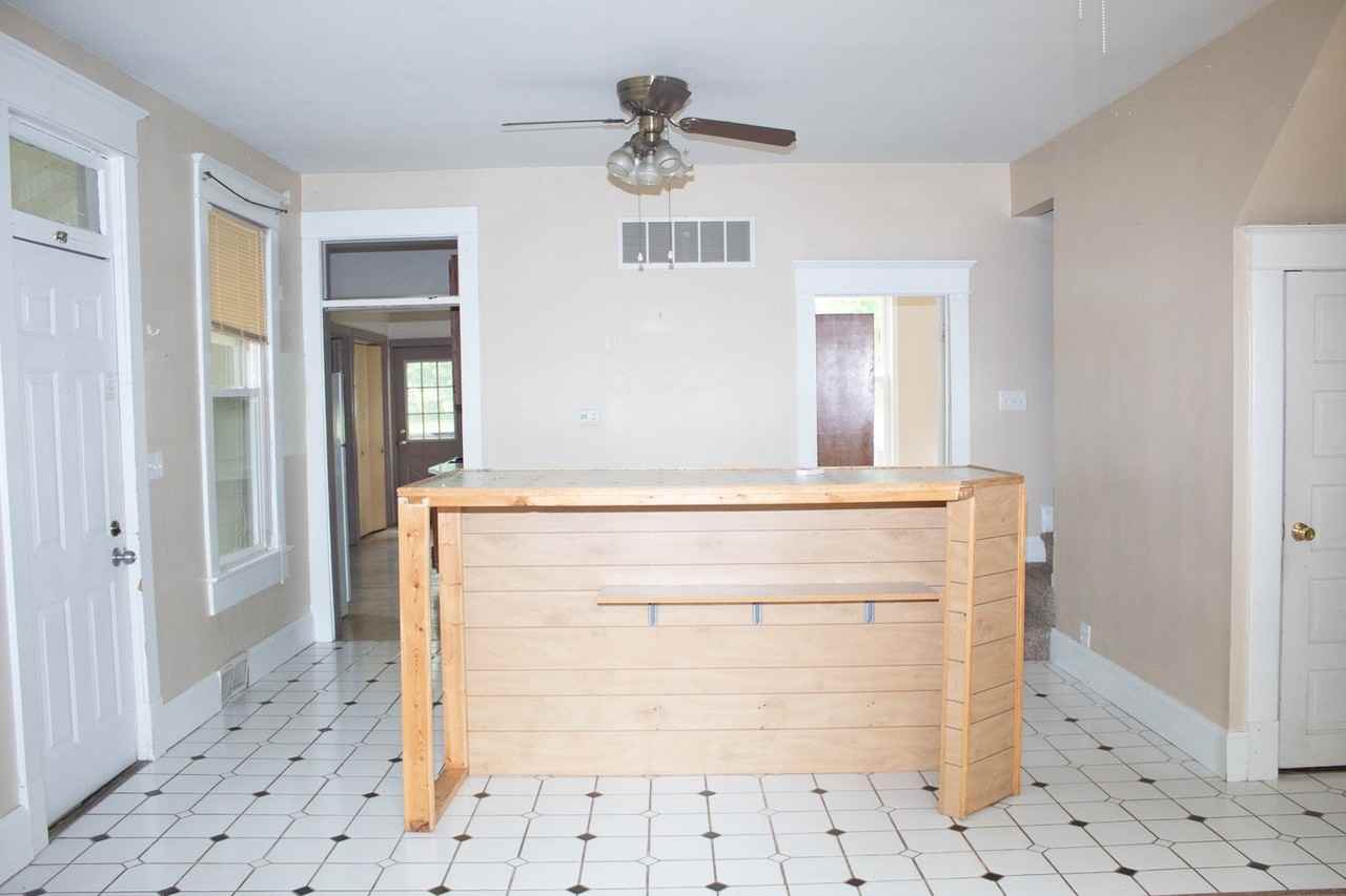 617 Rose St - Photo 7 of 17