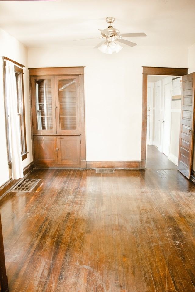 423 N Salisbury St - Photo 7 of 12