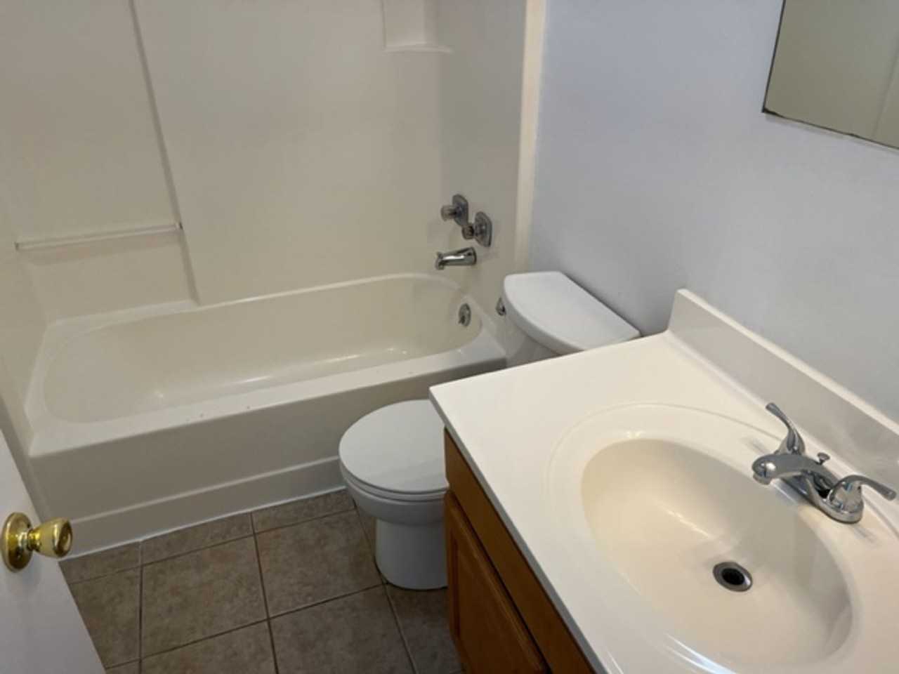 254 35th Ave N - Photo 6 of 10