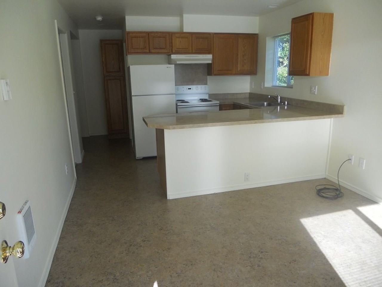 2602 Kaufman Street - Photo 3 of 8