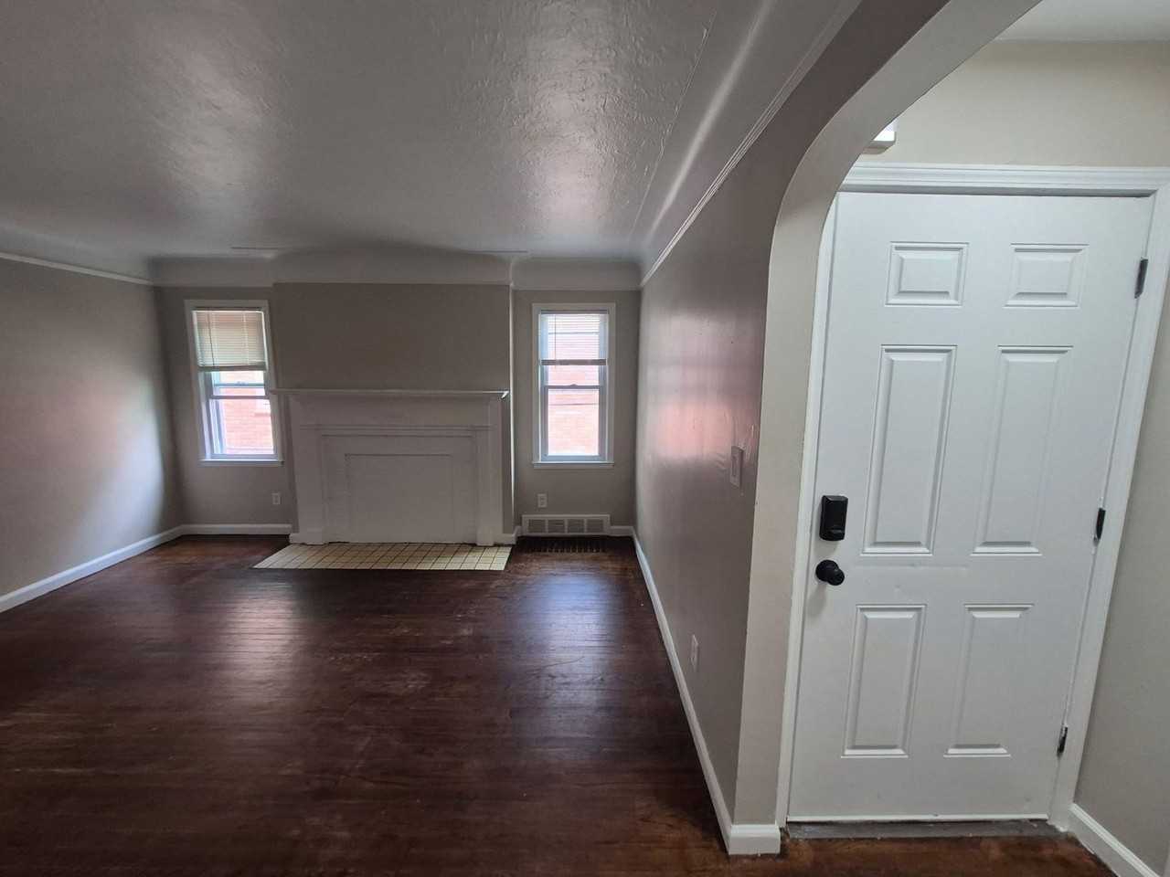 8181 House St - Photo 2 of 7