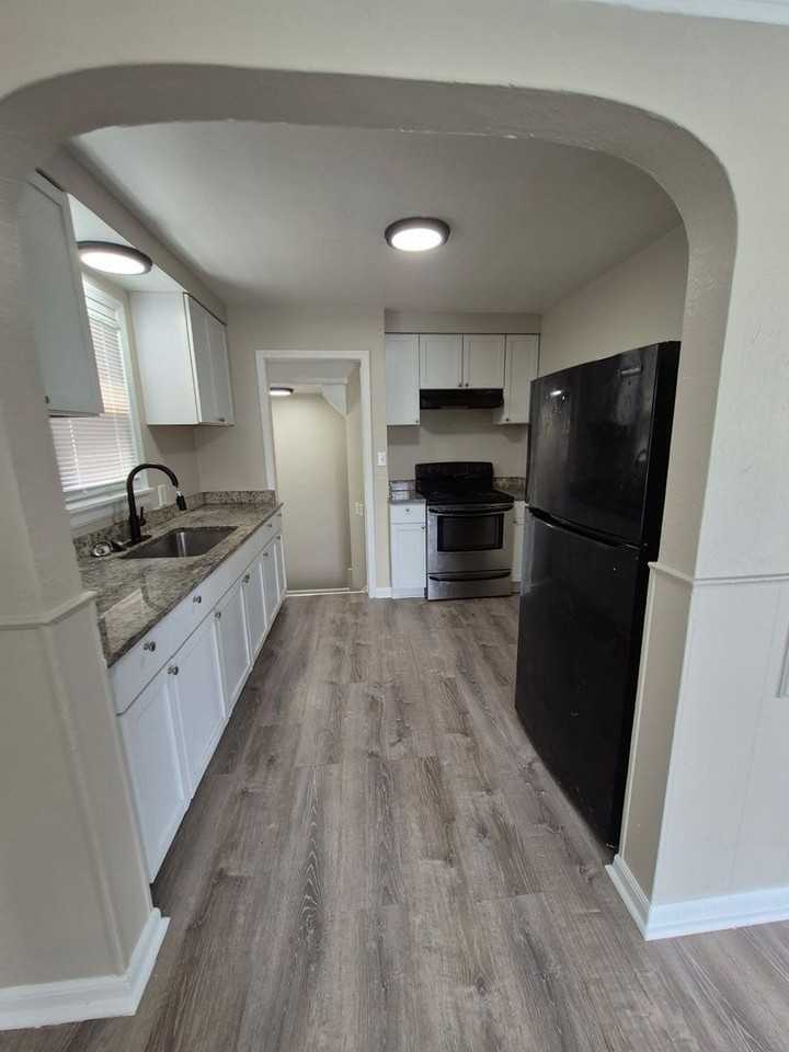 8181 House St - Photo 3 of 7