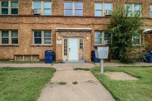 306 E Pine St - Photo 1 of 1