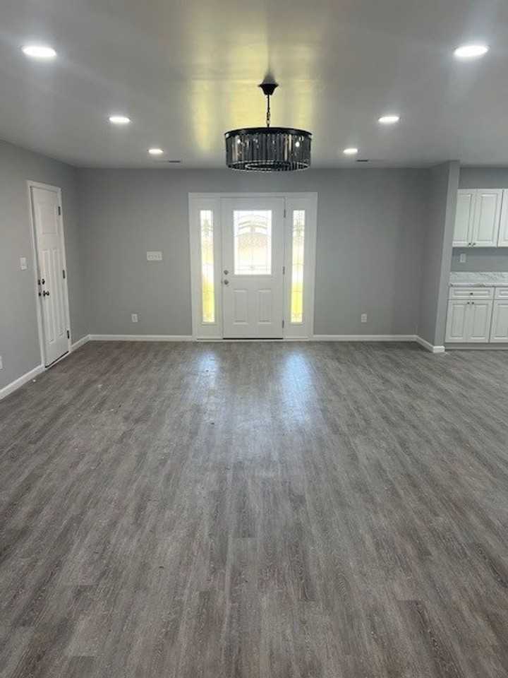 7381 Getwell Road - Photo 5 of 13