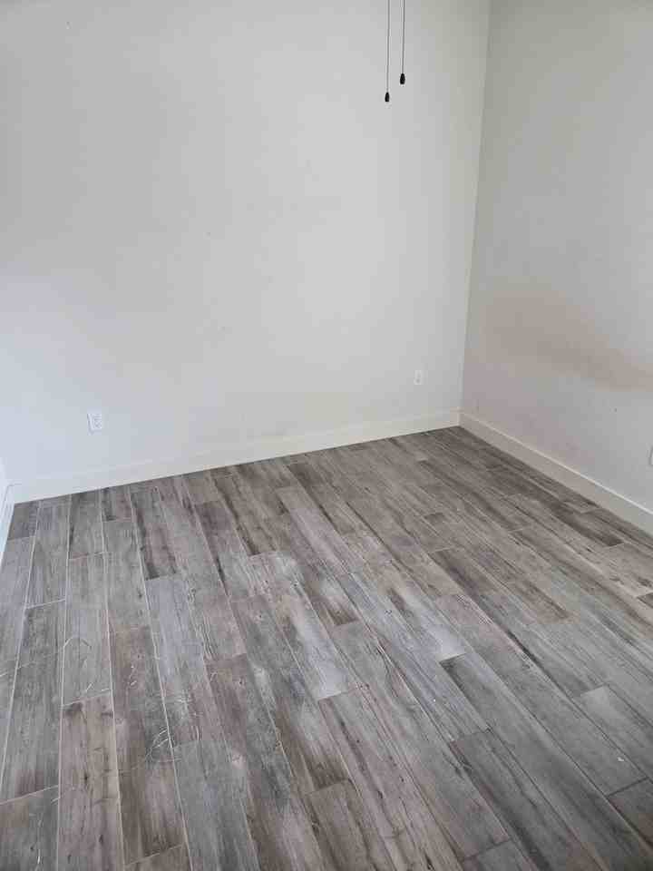 2143 Sweetwater Ranch Ave - Photo 7 of 15