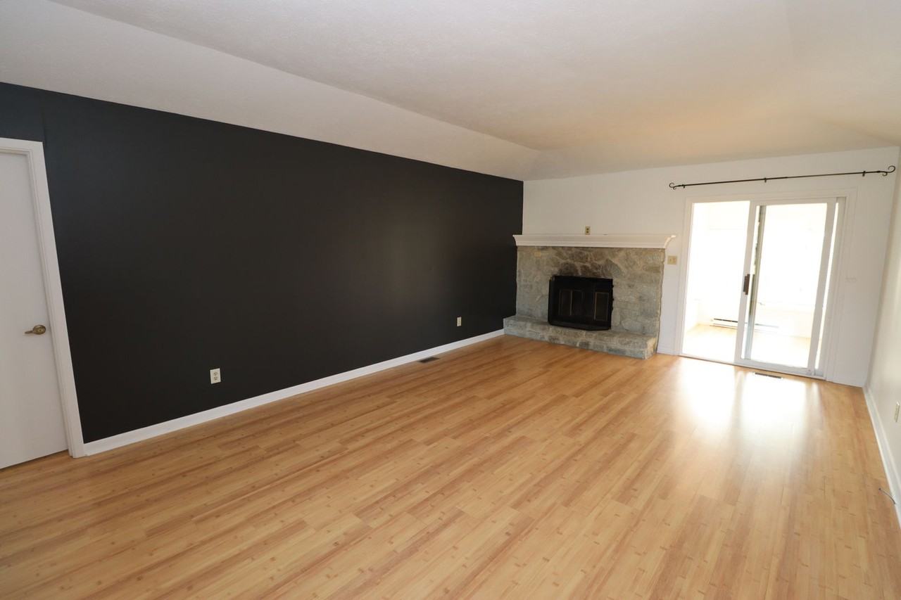 6925 Mapleton Court - Photo 2 of 18