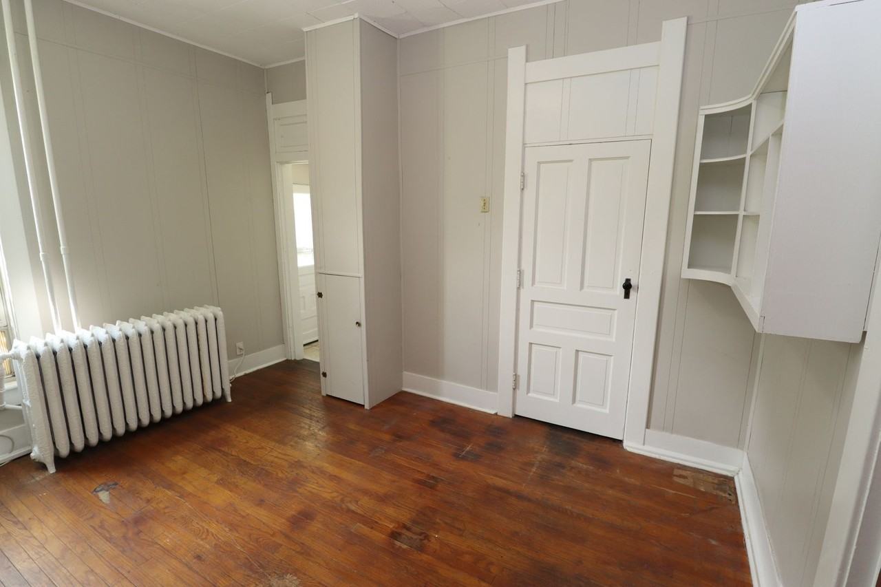 107 S 6th St - Photo 6 of 13