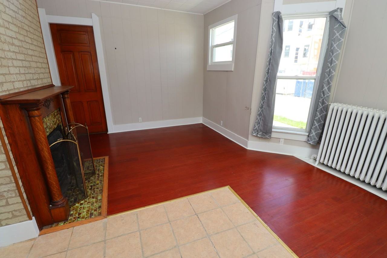 107 S 6th St - Photo 7 of 13