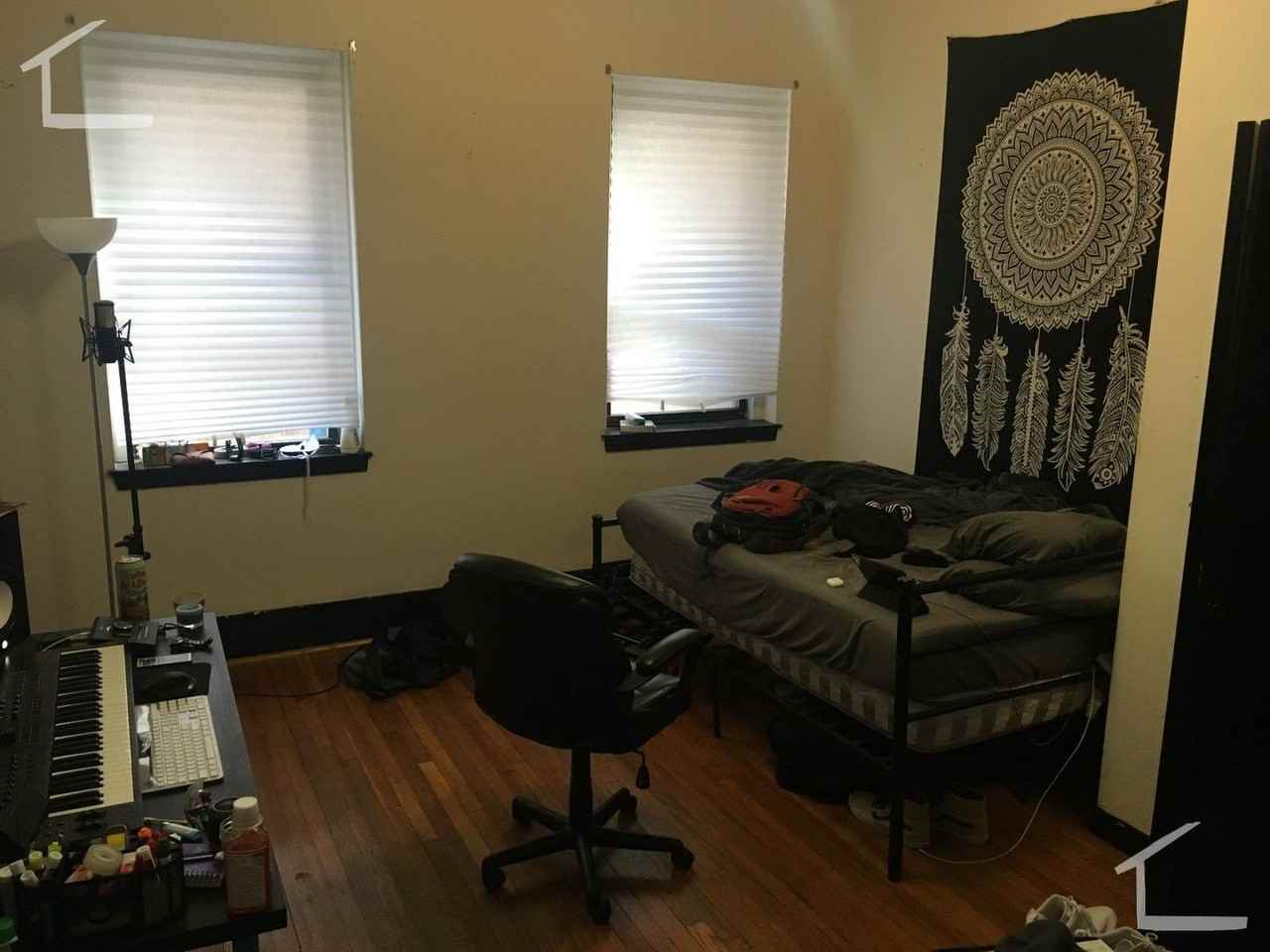 1248 Commonwealth Ave - Photo 3 of 12