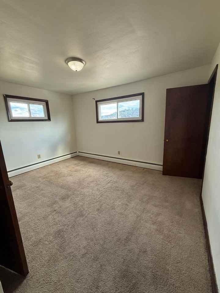 463 East 7th Avenue - Photo 3 of 7