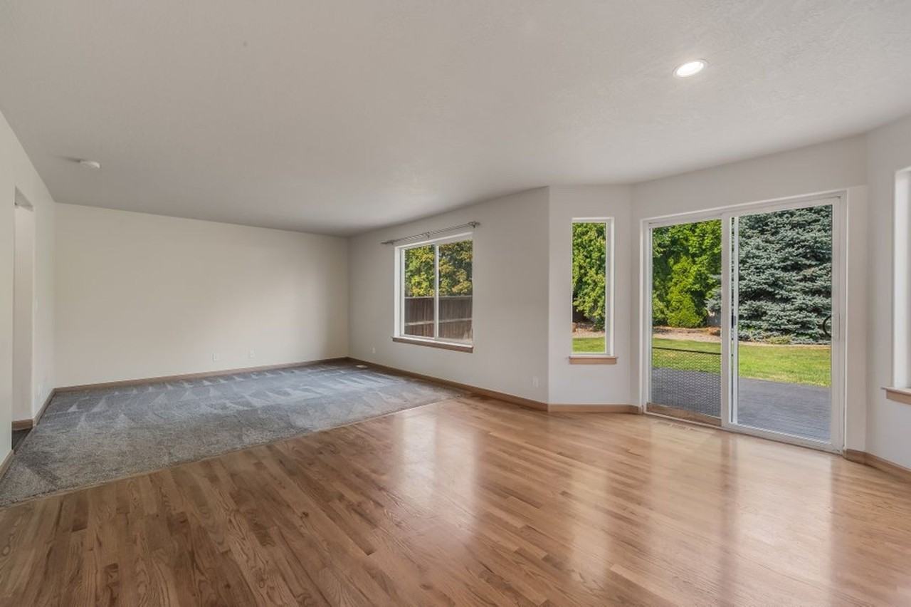 1459 W Yaquina Dr - Photo 7 of 21