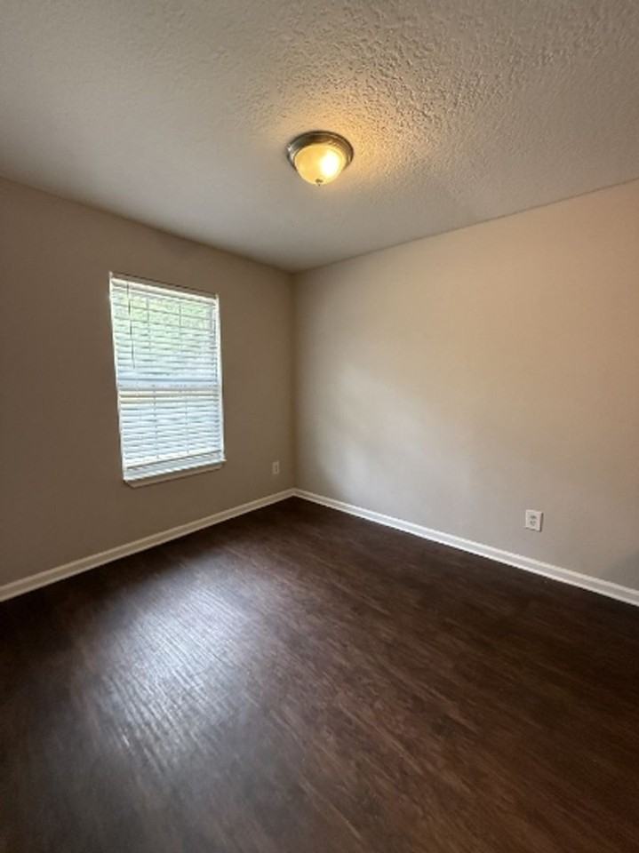 6625 Vermillion St - Photo 6 of 12