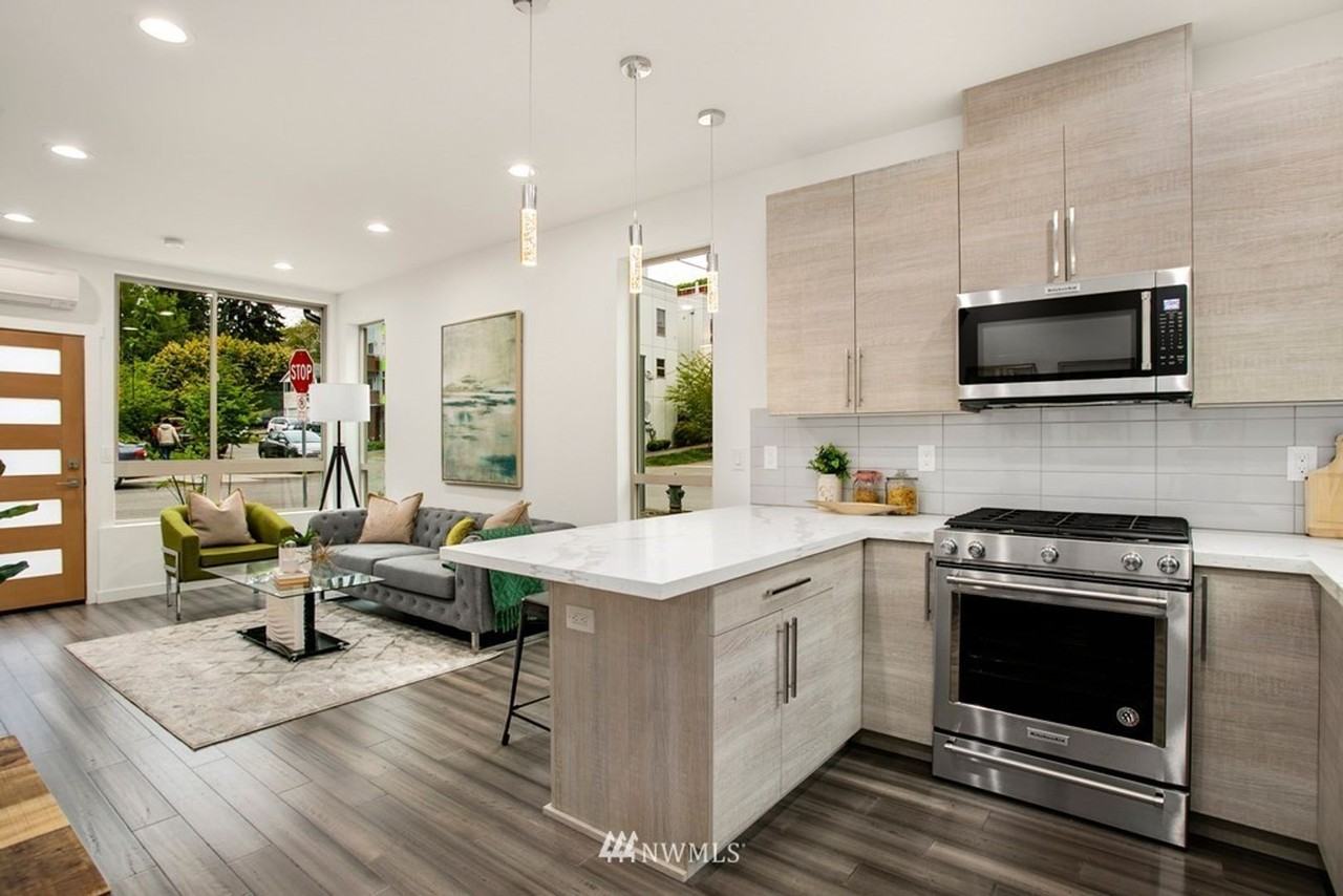 1800 S State St - Photo 3 of 28