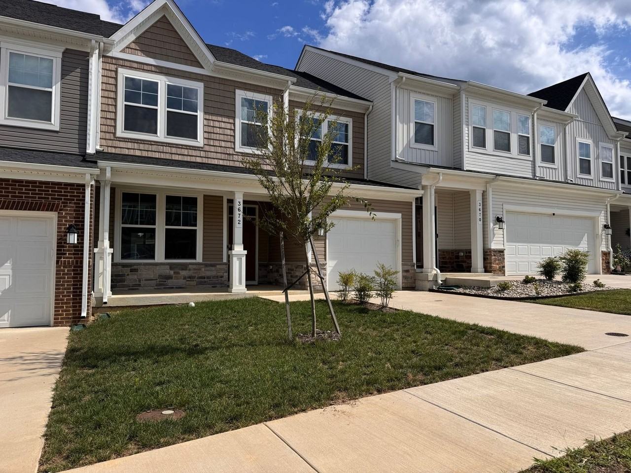 3672 Isaac Cir - Photo 2 of 49