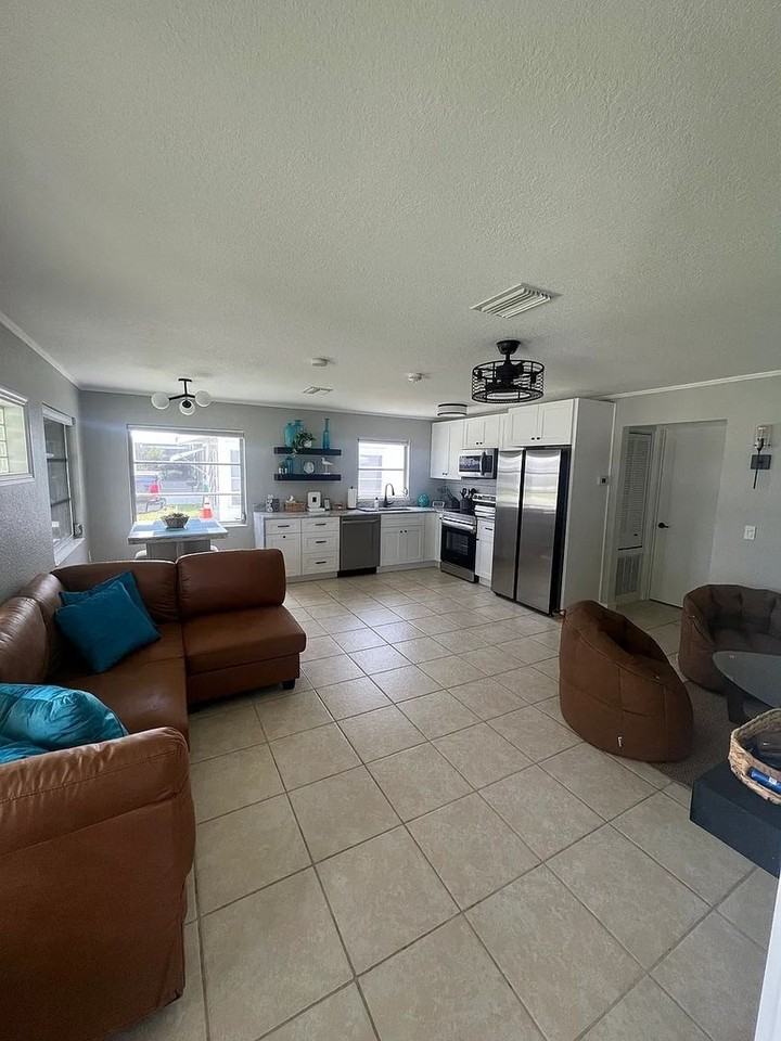 10192 Sw Riverview Cir - Photo 2 of 15