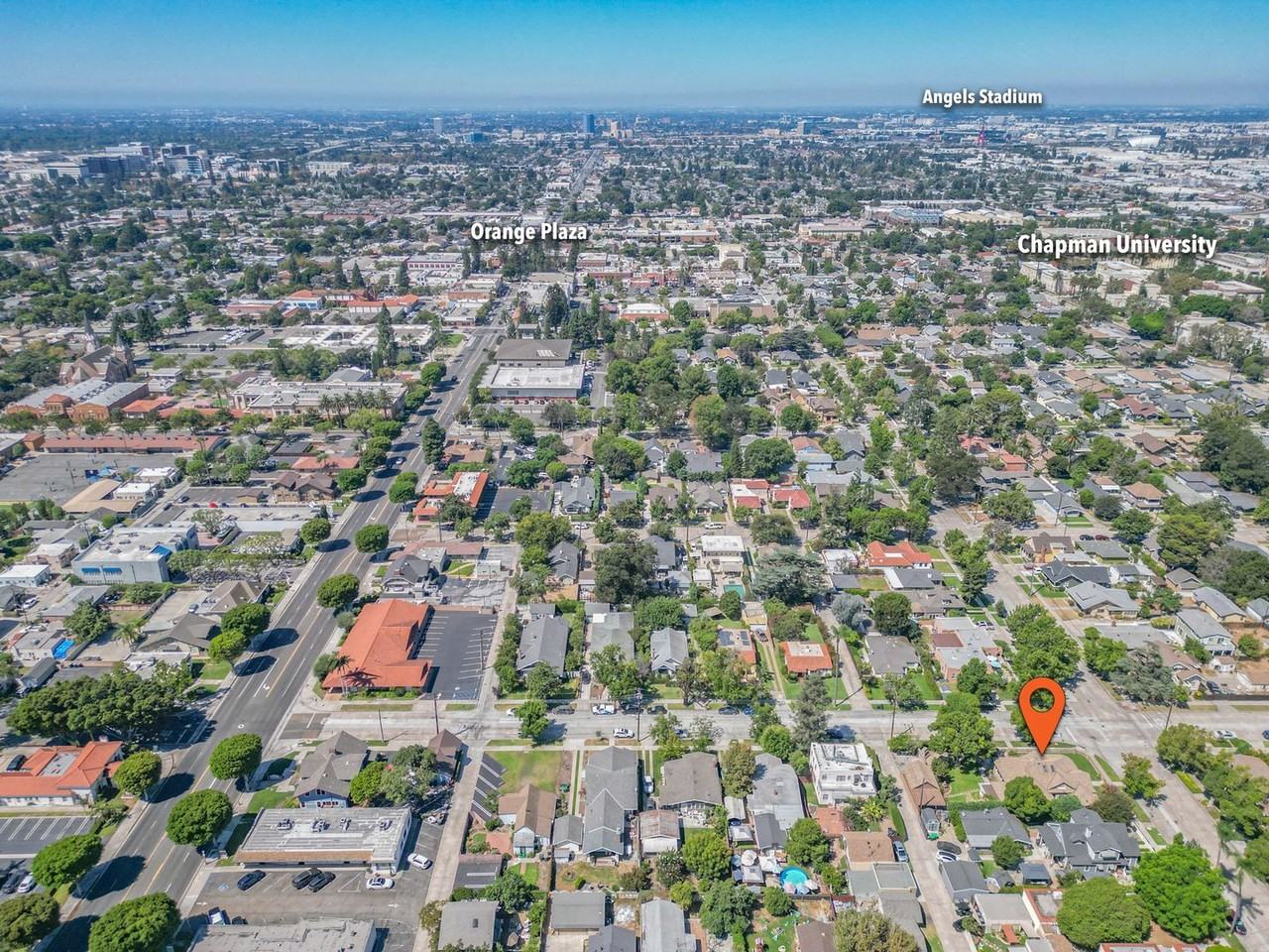 704 E Maple Ave - Photo 3 of 50