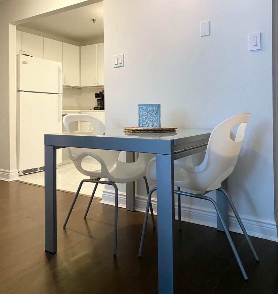 1457 Brenton St - Photo 2 of 13