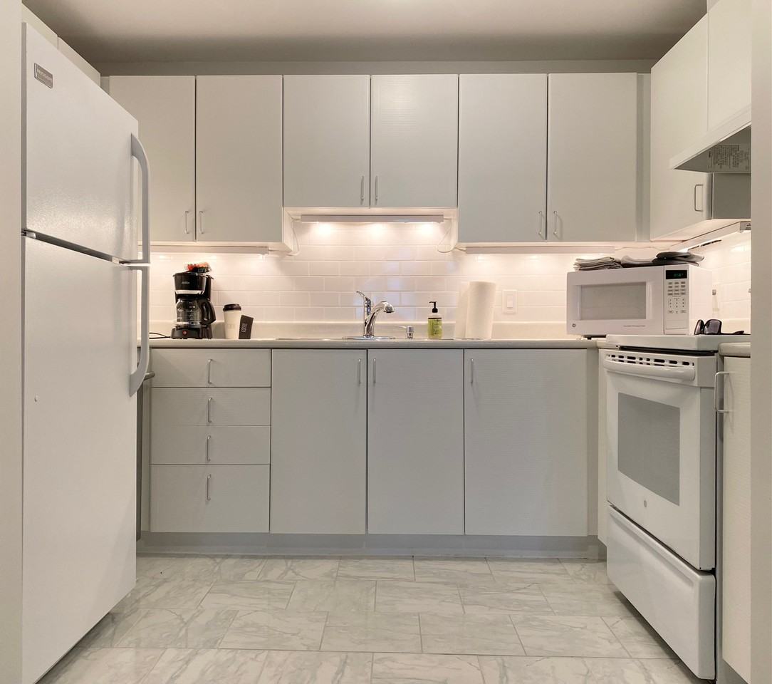 1457 Brenton St - Photo 3 of 13