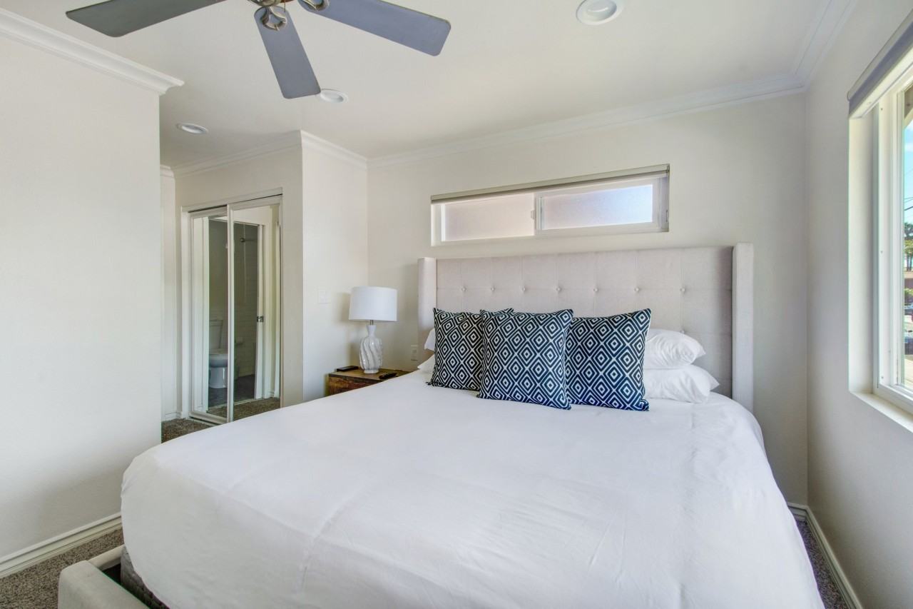 2300 Delaware St #1 - Photo 3 of 29