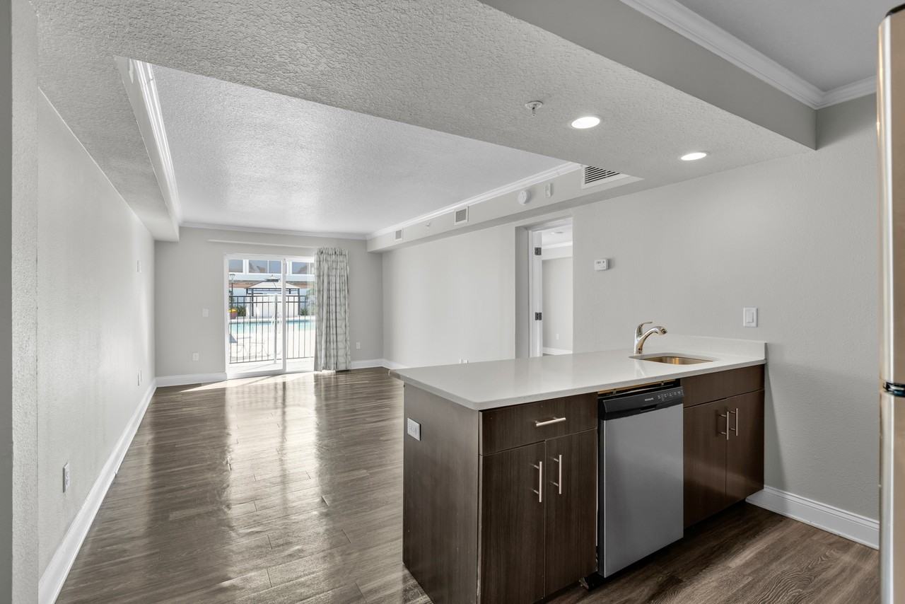 3020 Reedy Creek Blvd #1 - Photo 4 of 36