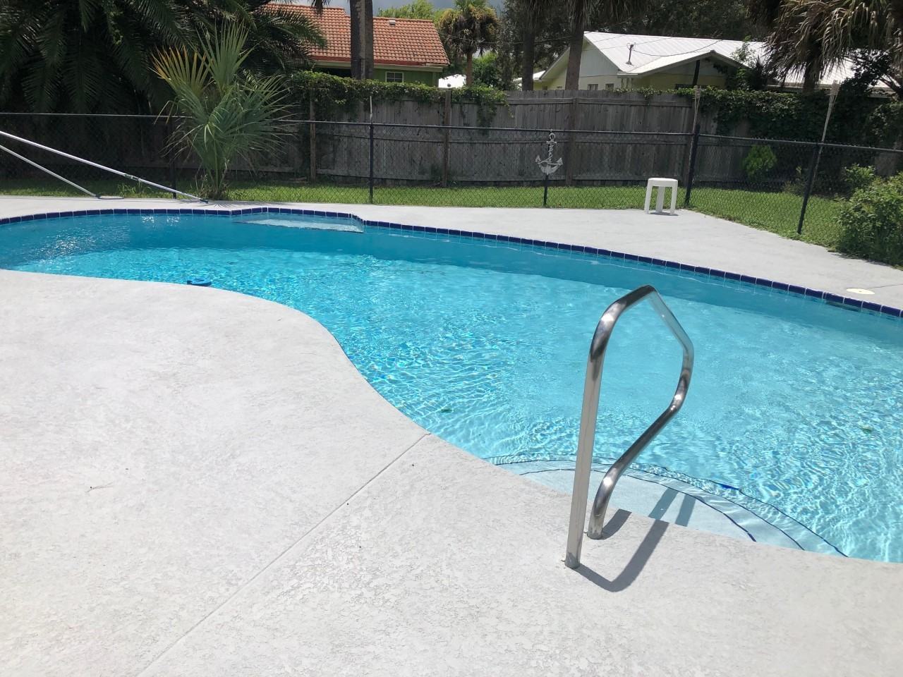 1914 Sw Flower Ln #NA - Photo 3 of 21