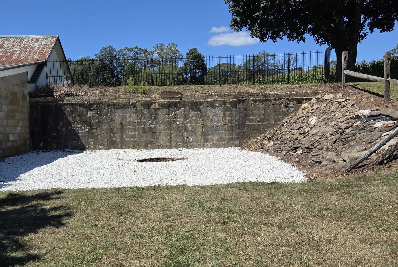 545 Schoolhouse Rd #NA - Photo 2 of 18