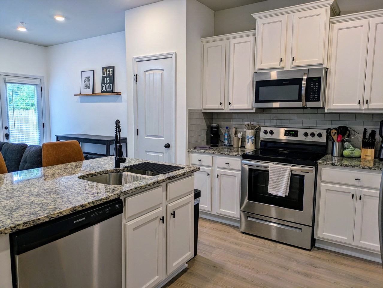 2461 Bayrose Cir #NA - Photo 2 of 2