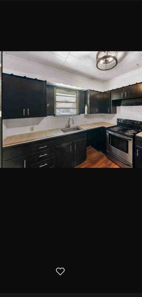 3737 Maywood Ave #NA - Photo 3 of 10