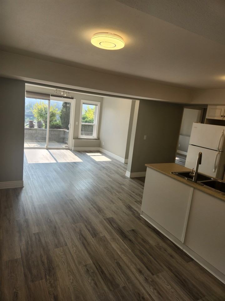 165 Warrick Street - Photo 2 of 11