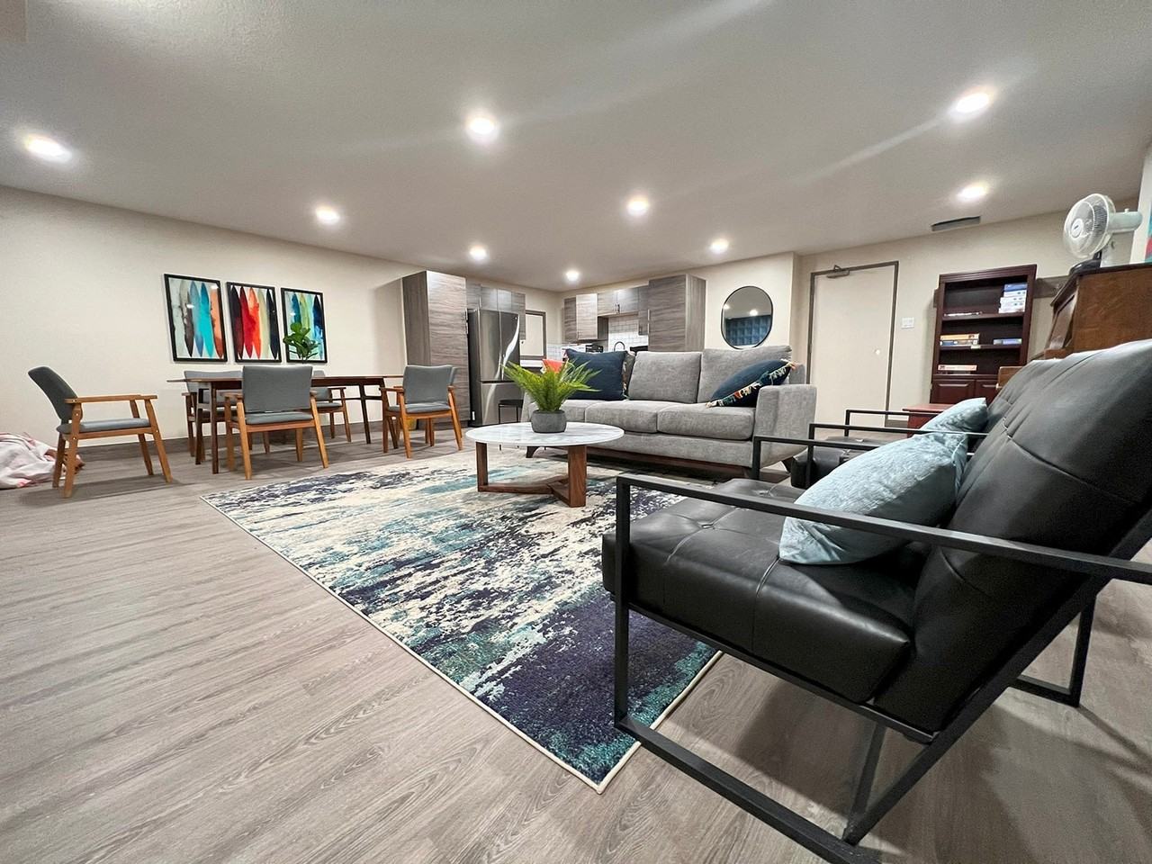 Willowcrest Apartments - Photo 3 of 20