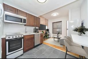 333 W 43rd St #4B - Photo 1 of 1