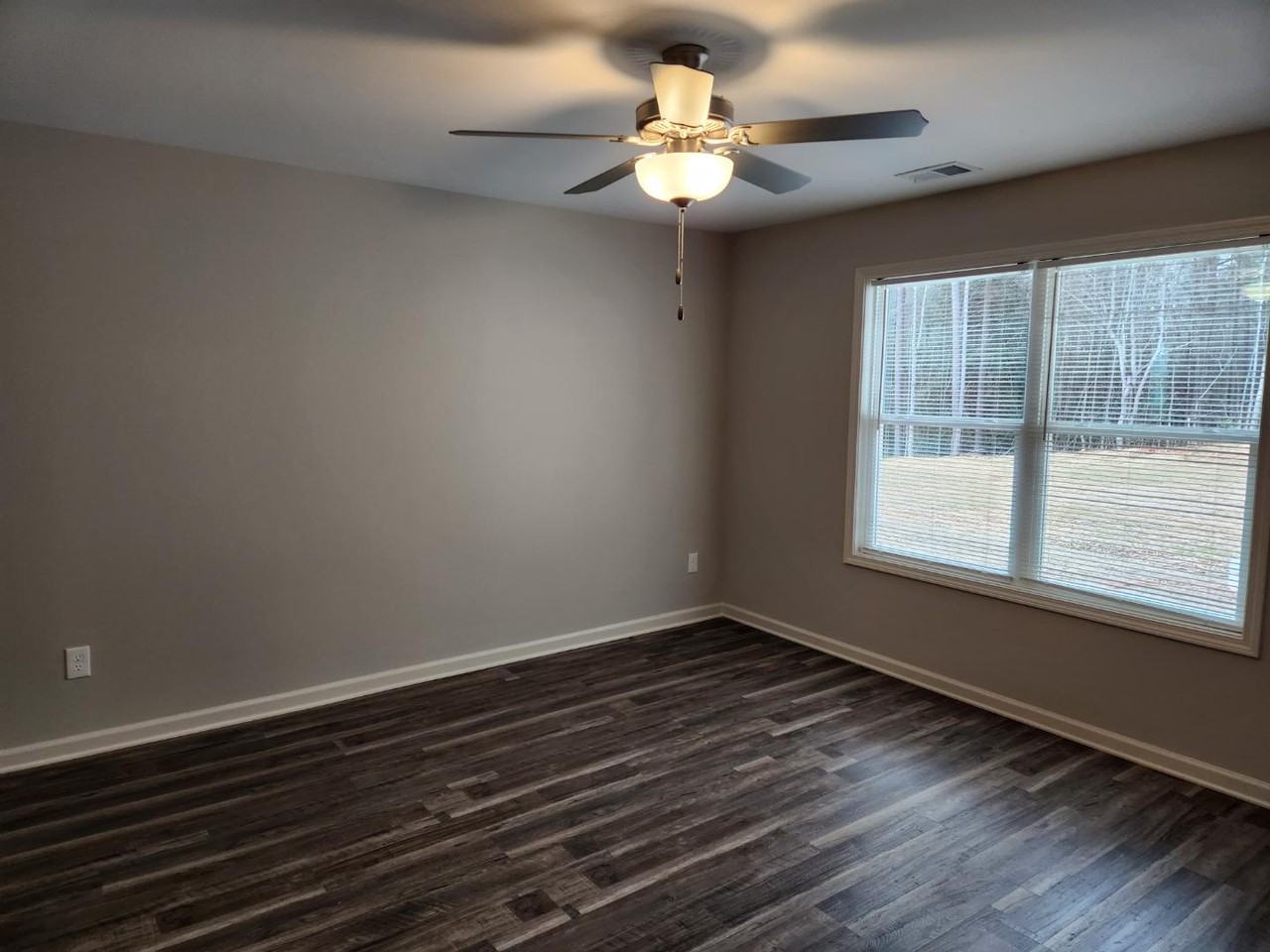 200 Barnesville Ave - Photo 3 of 19