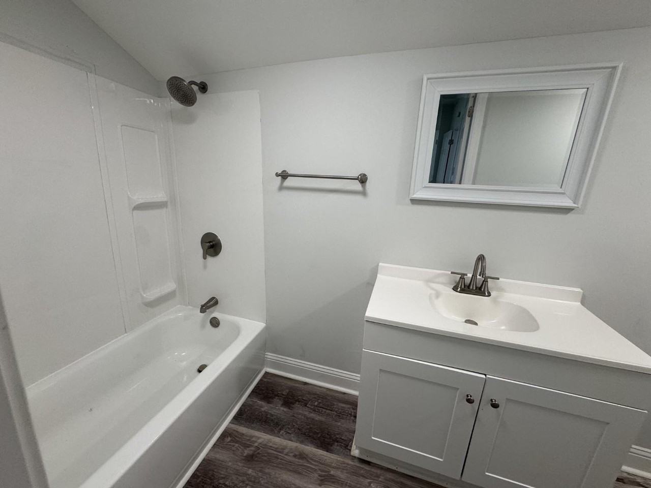 919 Randolph St - Photo 4 of 12