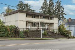 718 9th St - Photo 1 of 1