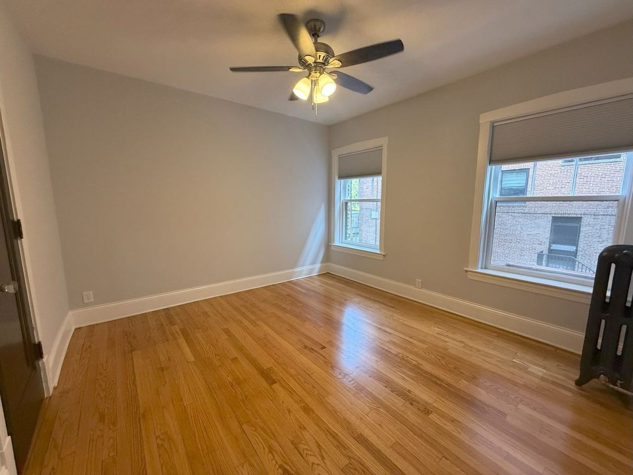 Beautiful Vintage Apartments Near Downtown Evanston - Photo 5 of 18