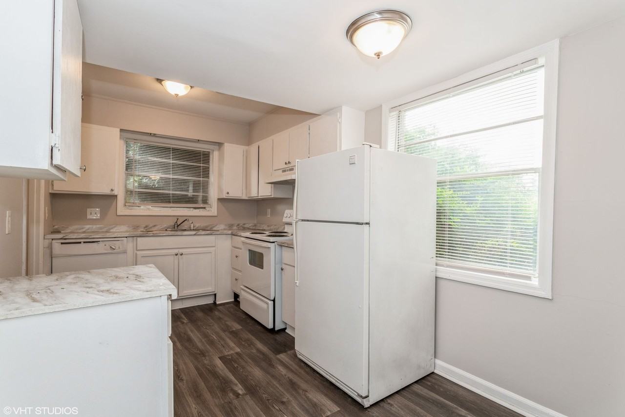 2400 Blue Harmony - Photo 4 of 20