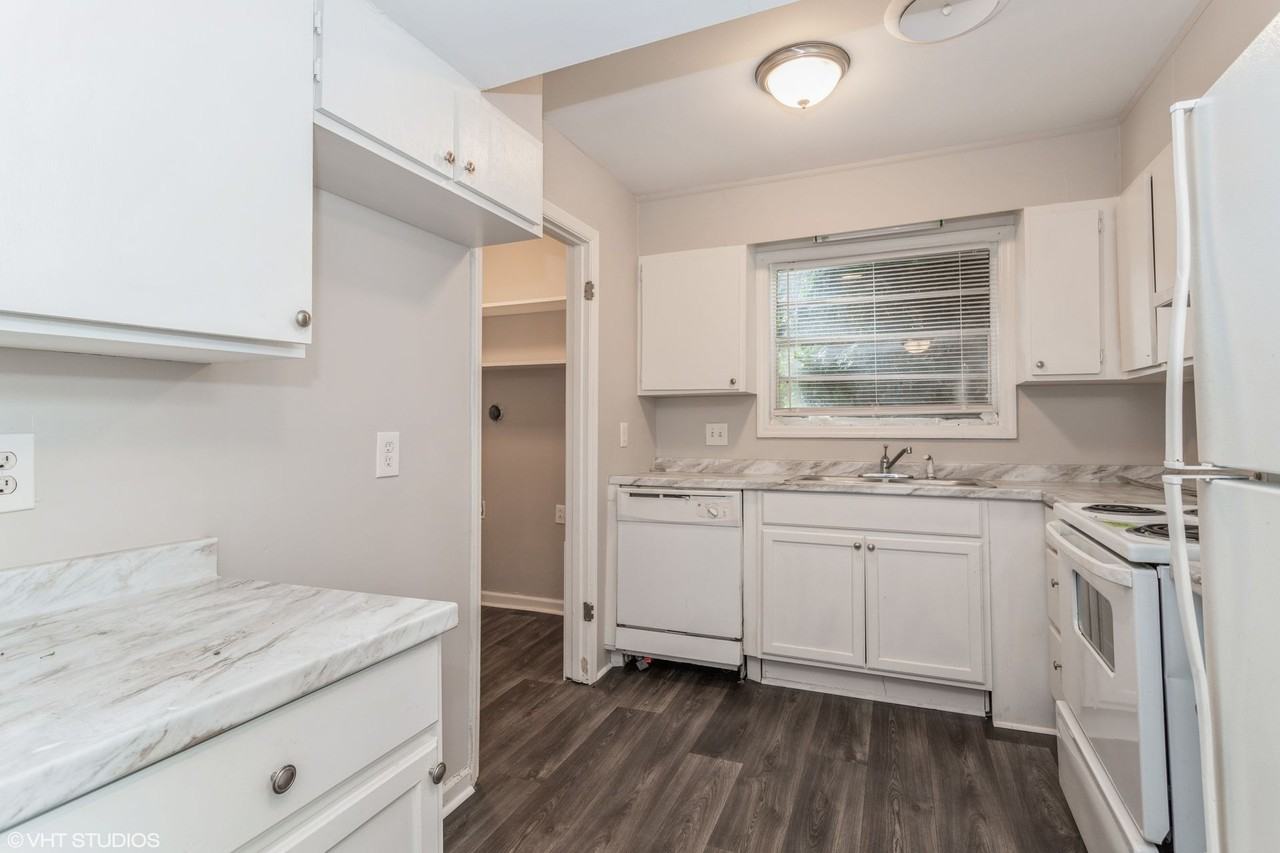 2400 Blue Harmony - Photo 5 of 20