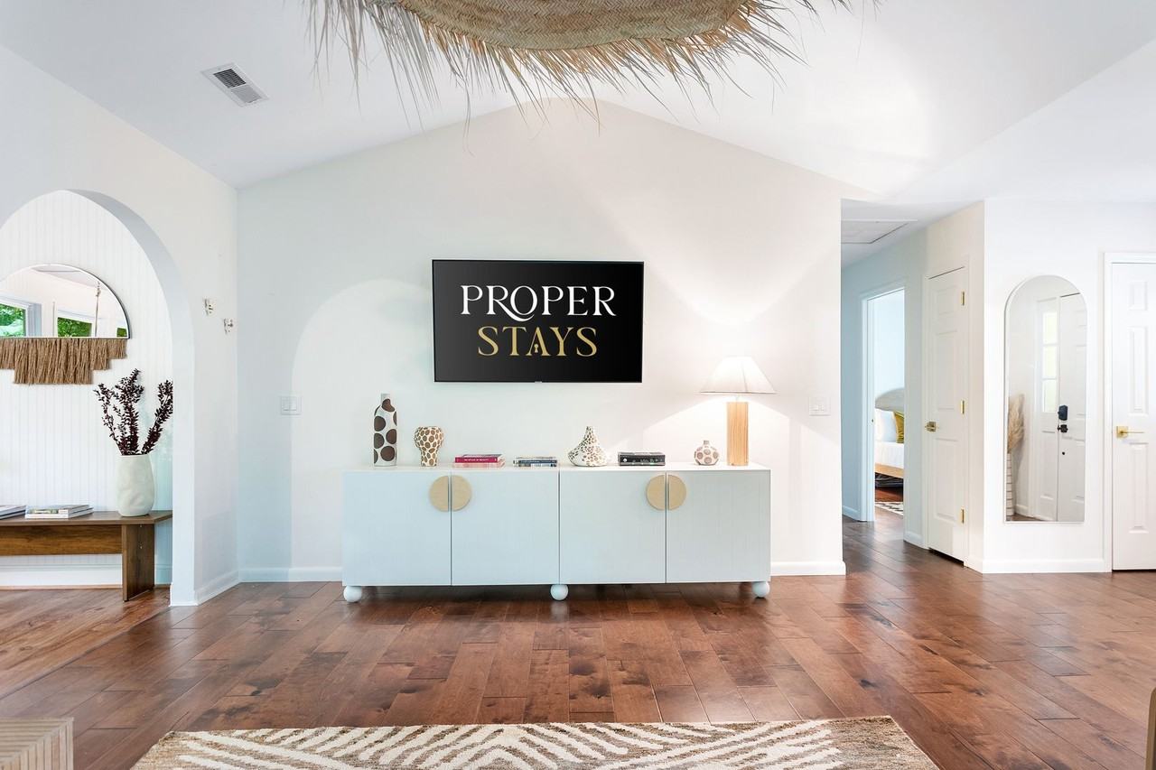 1492 Kentwood Circle - Photo 3 of 50