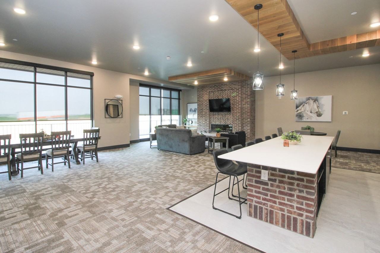 University Hills Village - Photo 7 of 50