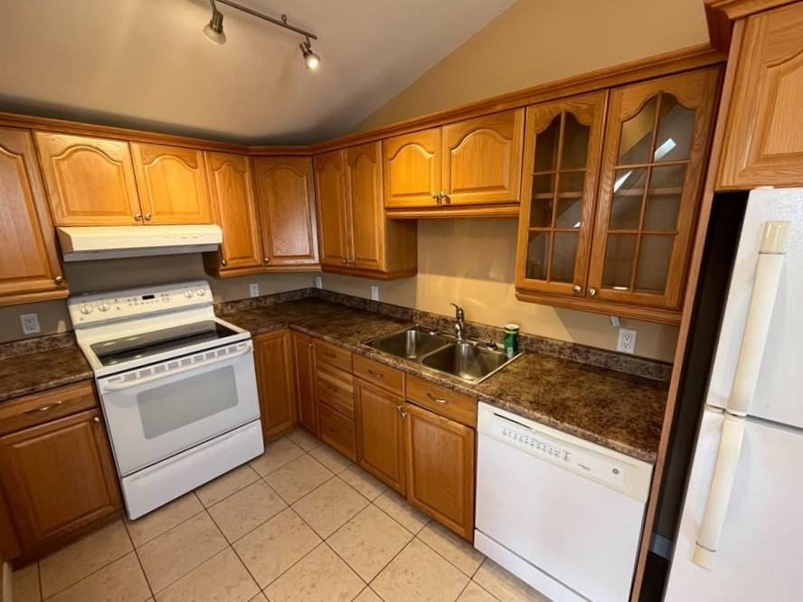 152 Rue Wesley #3 - Photo 4 of 17