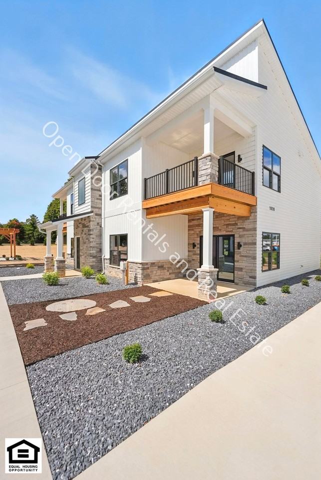 Wayne Street Commons - Photo 3 of 50