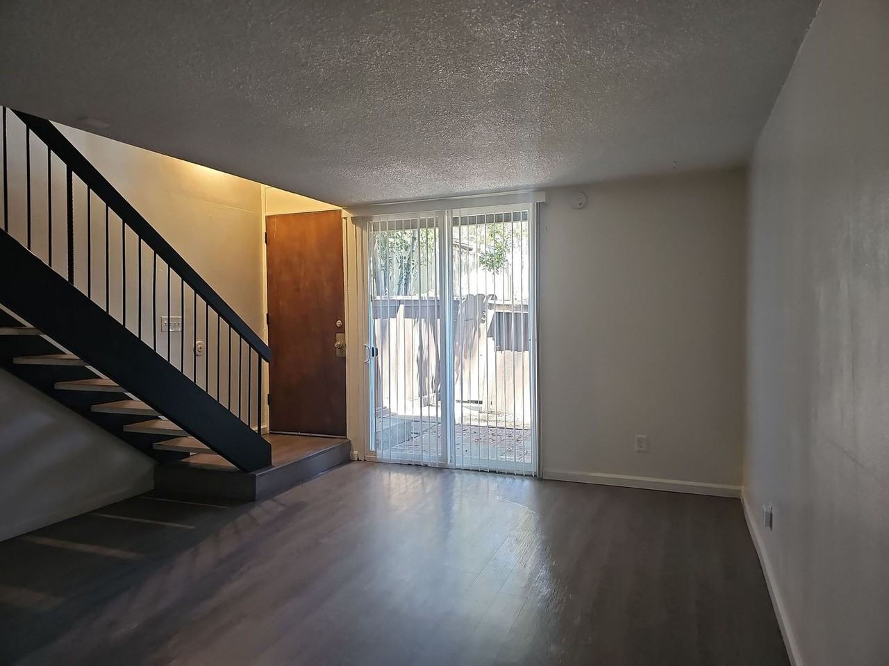 0034  1390 Taft Street - Photo 2 of 6