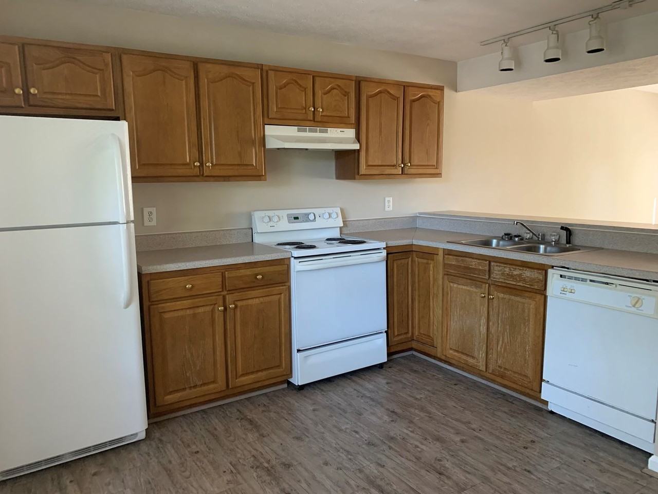 Indigo Run Townhomes - Photo 2 of 9