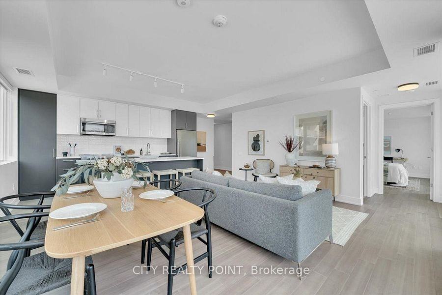 664 Spadina Avenue #503 - Photo 7 of 29